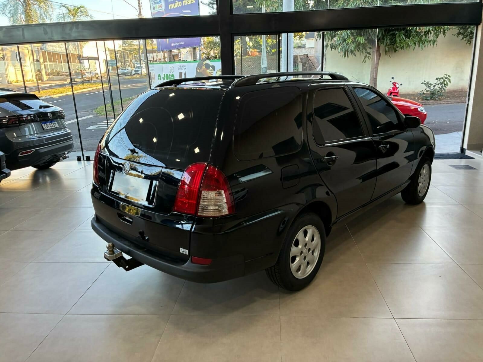 Imagem do veículo  FIAT PALIO WEEKEND ELX